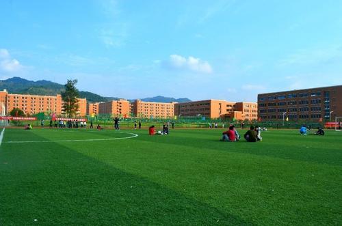 四川高鐵學校排名(全國高鐵學校排名)