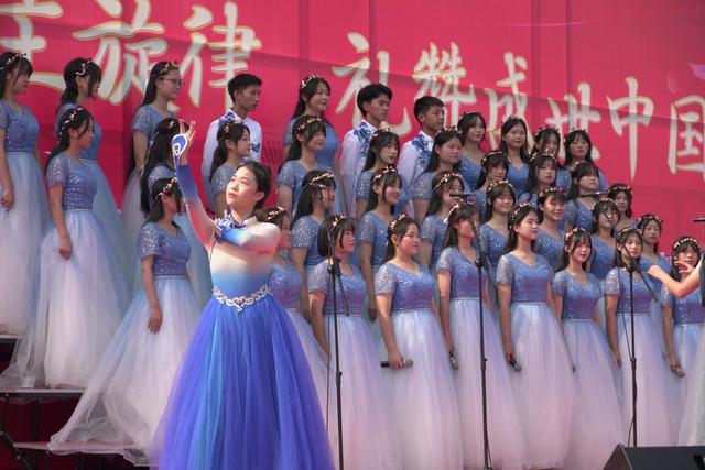 成都青蘇職業(yè)中專學校(成都中職學校)