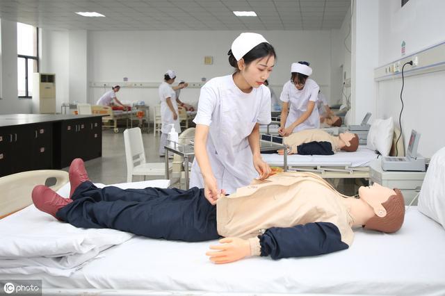 南充工貿(mào)科技職業(yè)學校(南充工貿(mào)科技職業(yè)學校怎么樣)