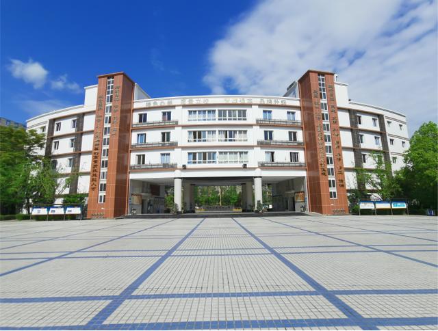 四川省簡(jiǎn)陽(yáng)市高級(jí)職業(yè)中學(xué)(四川省簡(jiǎn)陽(yáng)市高級(jí)職業(yè)中學(xué)汪在文電話)圖3