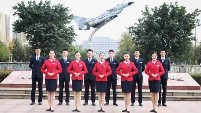 成都空乘職業(yè)技術學校(成都航空職業(yè)技術學?？粘朔謹?shù))