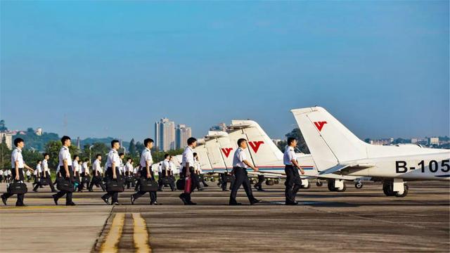 四川有哪些航空學校(四川有哪些航空學校招生)