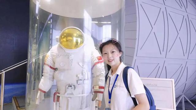 成都市電子信息學校怎么樣(成都市電子信息技術學校)