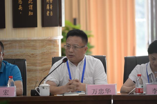 成都電子信息技術學校(成都電子信息技術學校是中專還是大專)