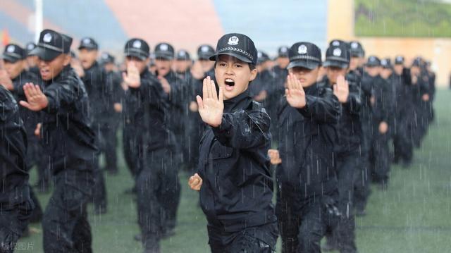 初中畢業(yè)上司法專業(yè)學(xué)?？梢詥?初中畢業(yè)的外語(yǔ)專業(yè)學(xué)校)