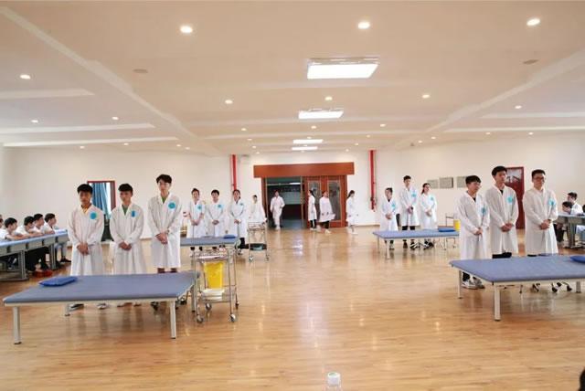 成都中醫(yī)藥大學(xué)針灸學(xué)校怎么樣(成都中醫(yī)藥大學(xué)附屬醫(yī)院針灸學(xué)校總校)
