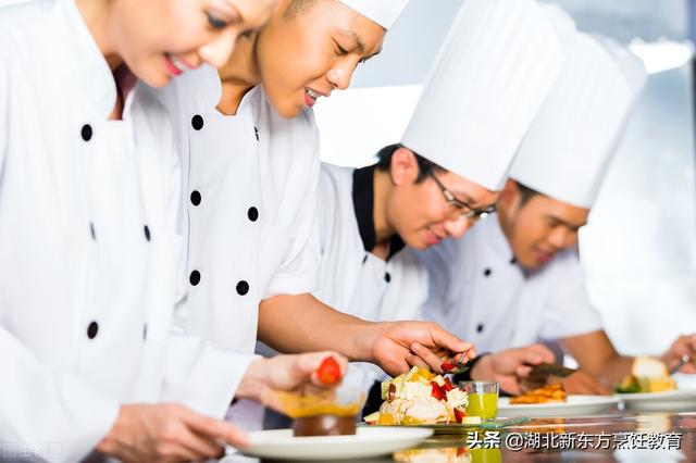 初中生技校學什么好(初中生男孩上技校學什么好)