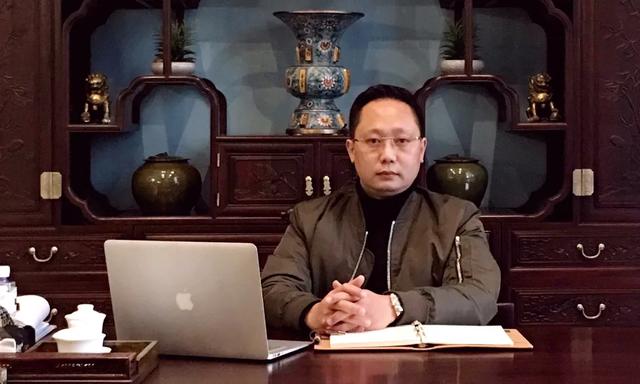 成都藝術(shù)職業(yè)學院學費(成都藝術(shù)職業(yè)學院鄧一)