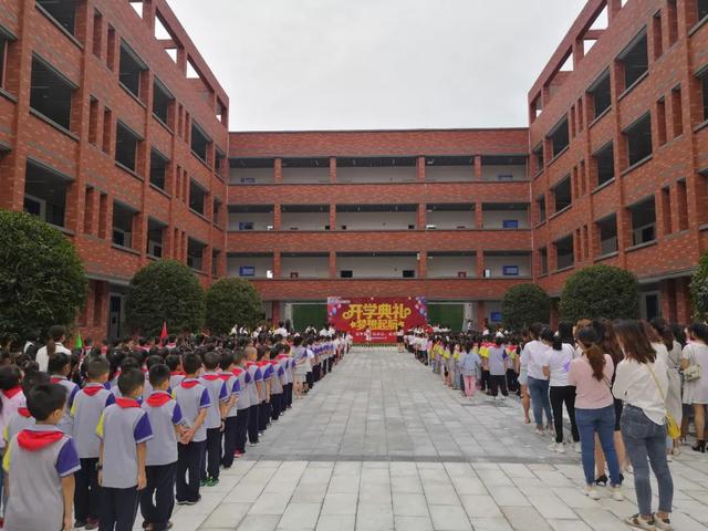 自貢高級技工學校(自貢高級技工學校官網)