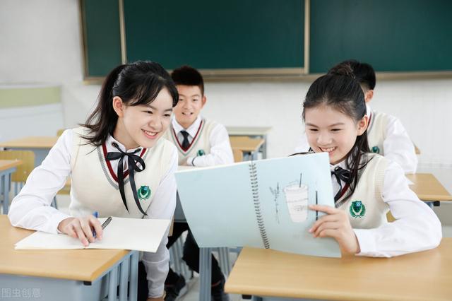 初中學什么比較好(男生初中畢業(yè)后學什么專業(yè)比較好)
