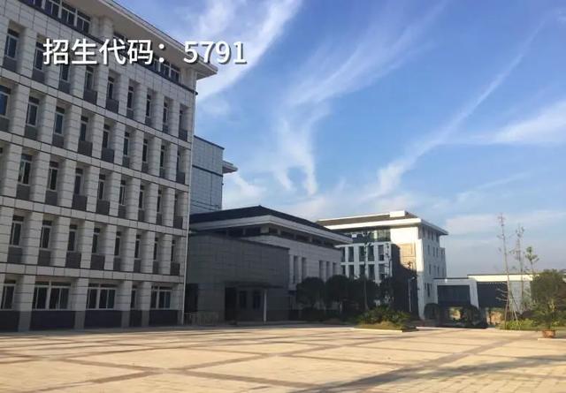 雅安市護理學(xué)校(雅安市惠民惠農(nóng)一卡通公共服務(wù)網(wǎng))
