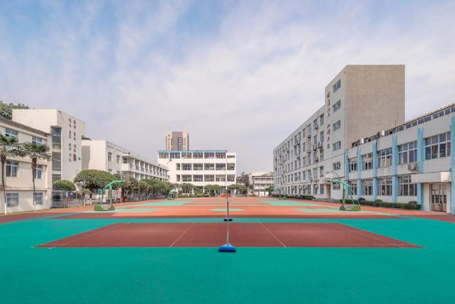 四川財貿(mào)職業(yè)技術(shù)學校(廣東財貿(mào)職業(yè)技術(shù)學校)
