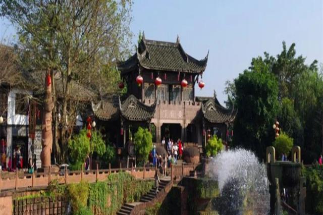 成都有哪些旅游學校(成都航空旅游學校貼吧)