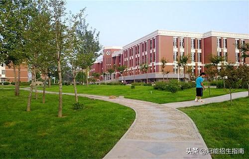 成都衛(wèi)生學校好嗎(成都鐵路衛(wèi)生職業(yè)學校學費)