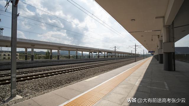 四川鐵路學校招生條件(大同鐵路學校招生條件)圖2