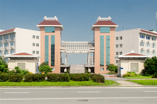 成都中醫(yī)藥大學針灸學校在哪里的簡單介紹
