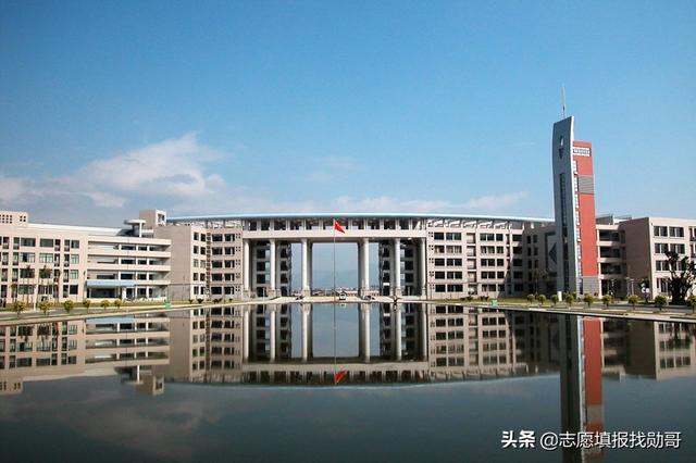 ?？谱x護理專業(yè)的就業(yè)前景(護理專業(yè)的近期目標)