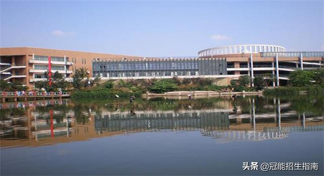 成都那些學校管理好(四川傳媒就業(yè)率很差嗎)