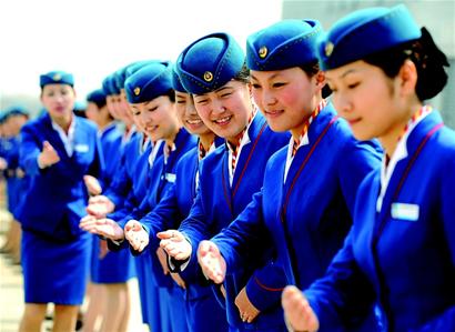 四川高鐵乘務(wù)員學(xué)校學(xué)費(四川高鐵乘務(wù)員招聘)
