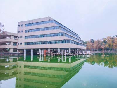 四川成都衛(wèi)校排名榜(四川成都衛(wèi)星地圖高清)圖2